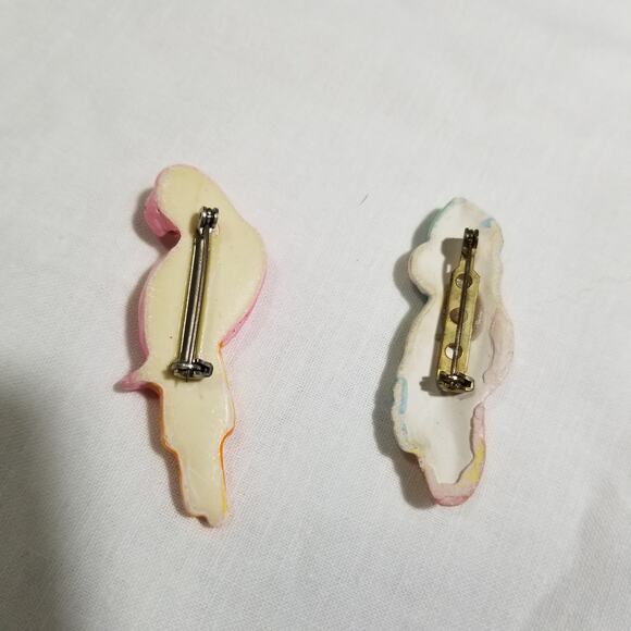 Two Parrot Pins - Picture 8 of 8